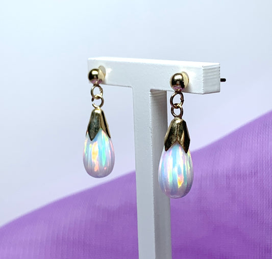 Yellow gold bomber opal drop earrings