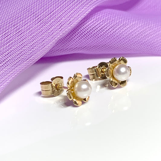 Yellow gold fancy cultured pearl stud flower petal earrings
