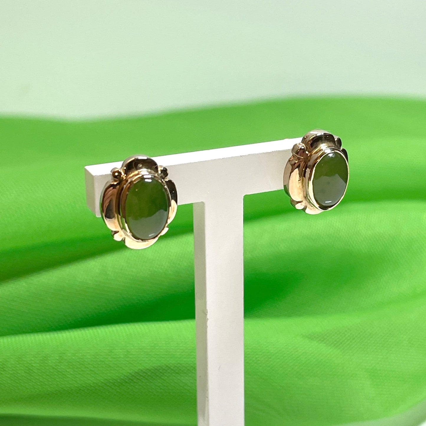 Yellow gold green jade oval stud earrings