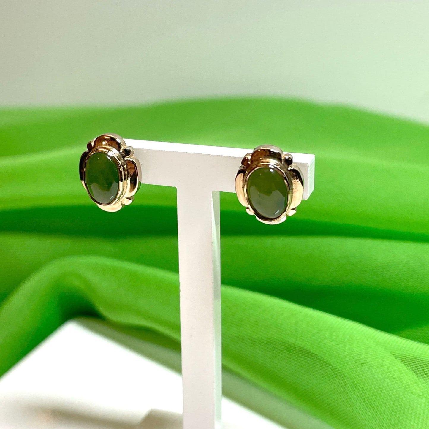 Yellow gold green jade oval stud earrings