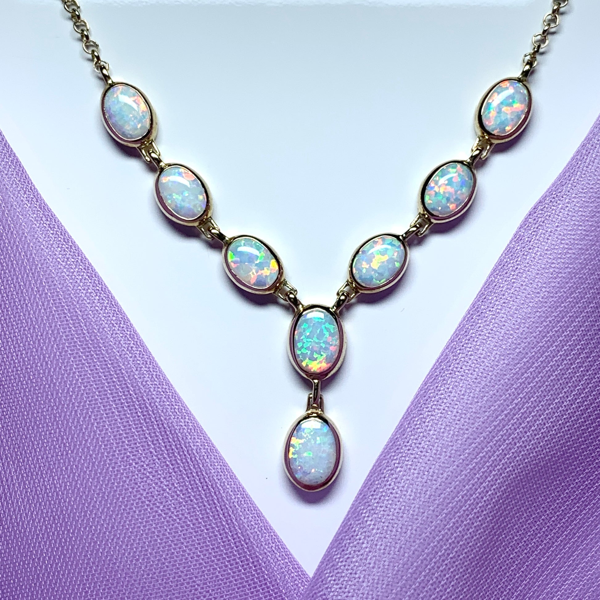 Yellow gold opal fancy necklace including chainYellow gold opal fancy necklace including chain