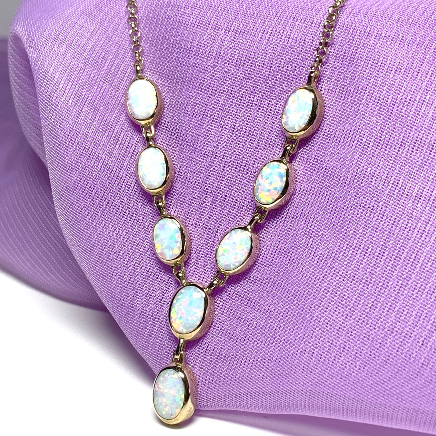 Yellow gold opal fancy necklace including chain