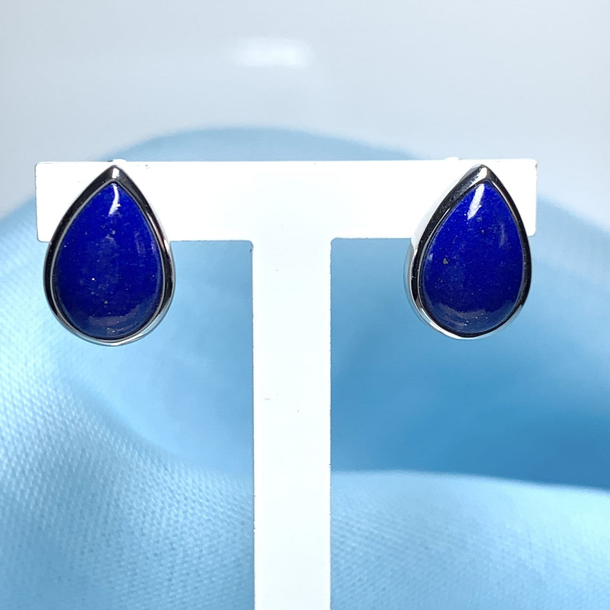 Blue lapis lazuli white gold pear teardrop stud earrings