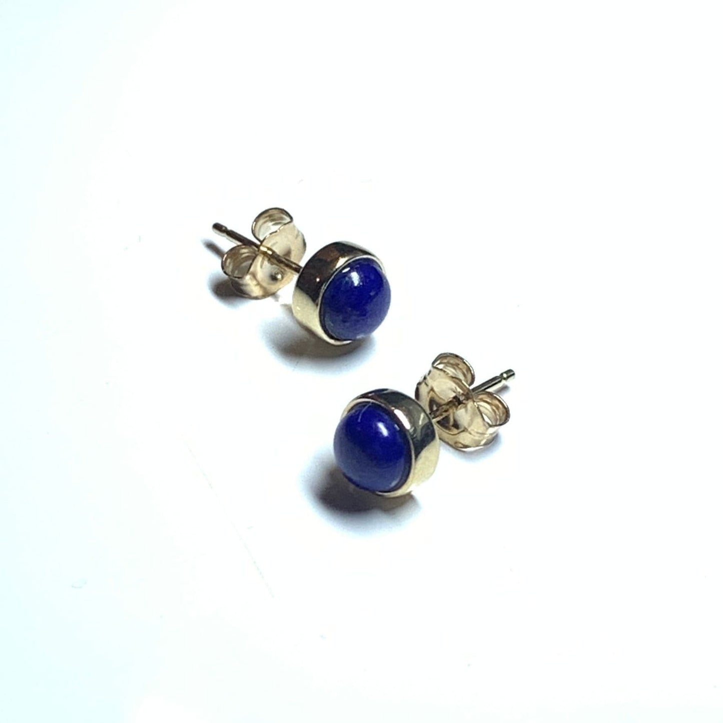 Blue lapis lazuli yellow gold round stud earrings