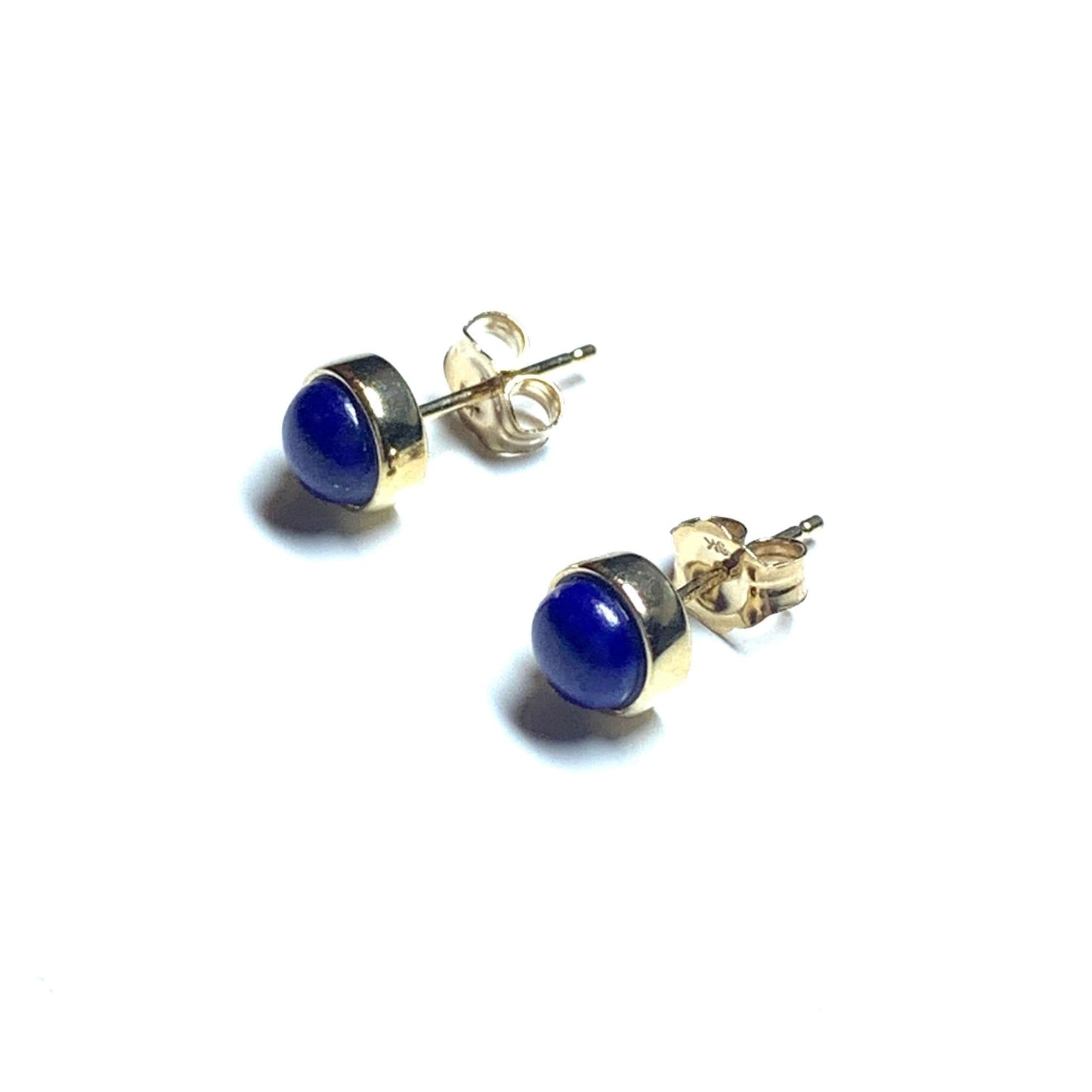 Blue lapis lazuli yellow gold round stud earrings