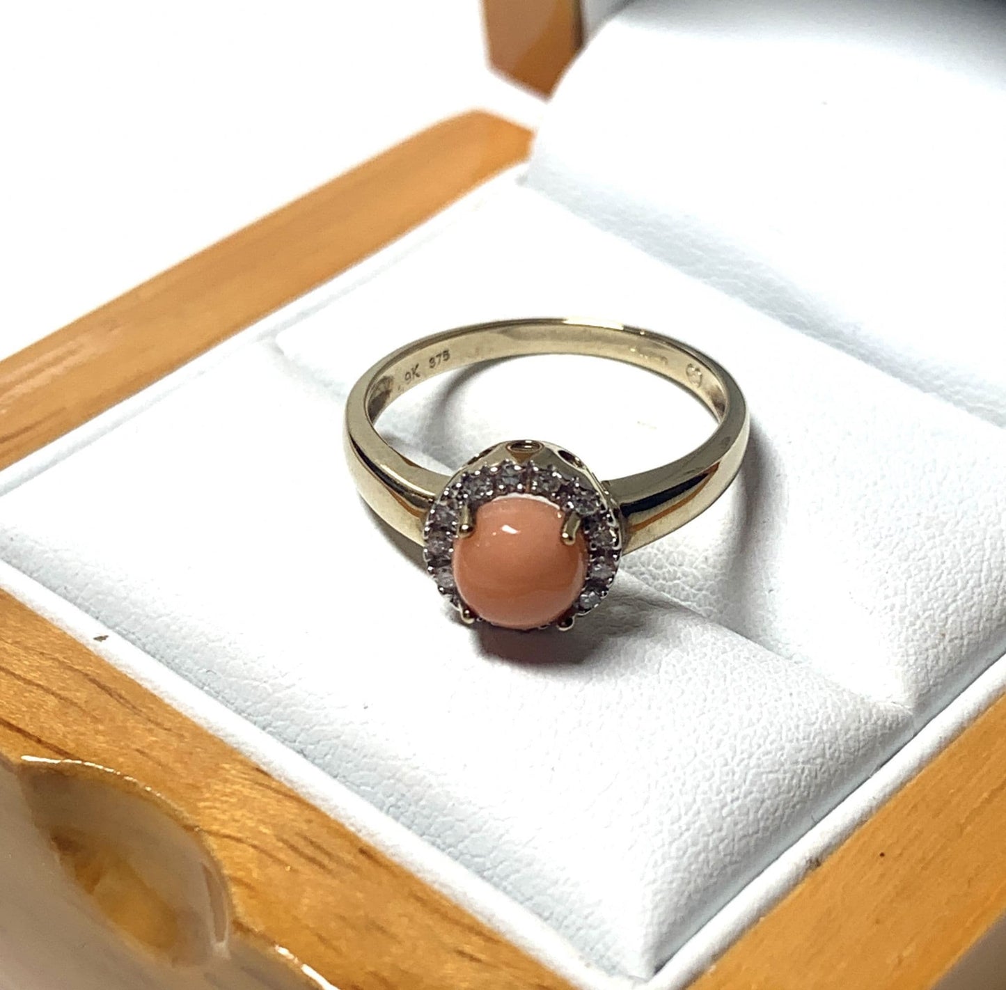 Coral and diamond yellow gold round cluster ring