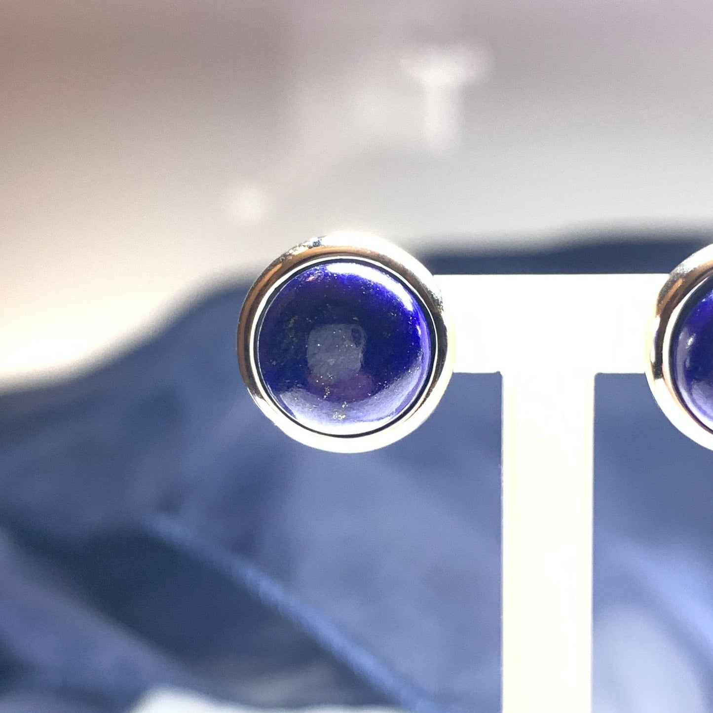 Large round blue lapis lazuli white gold stud earrings