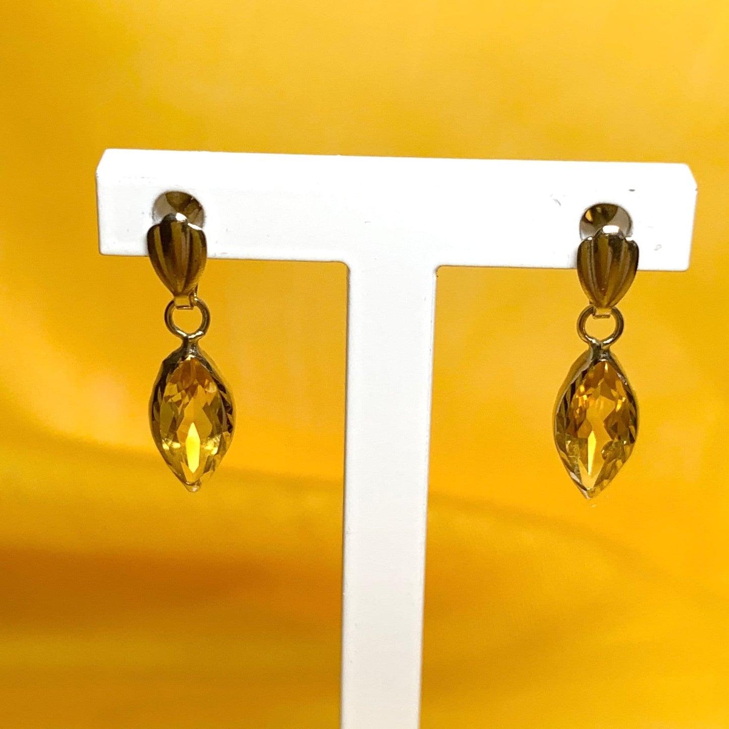 Marquise shaped citrine yellow gold earrings