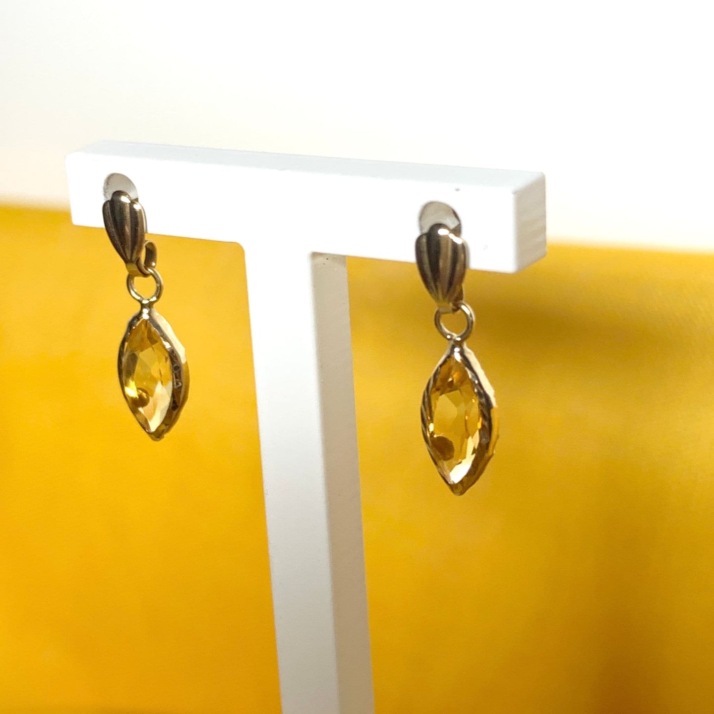 Marquise shaped citrine yellow gold earrings