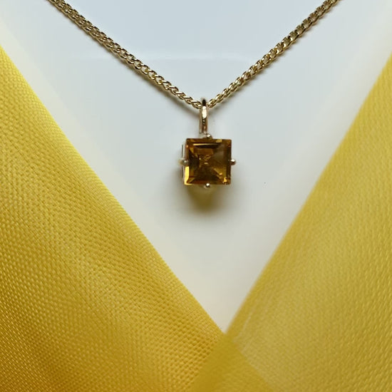 Video of yellow square citrine yellow gold necklace
