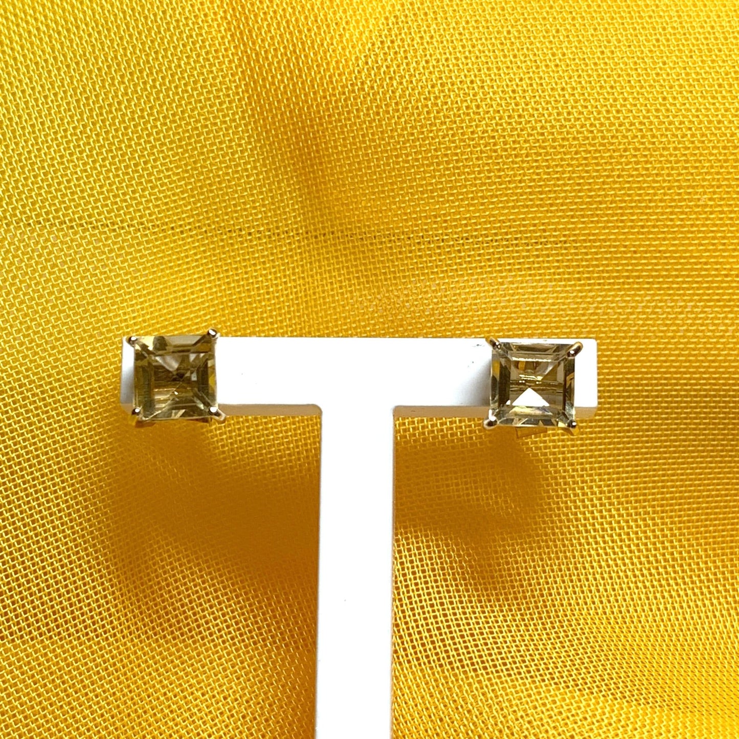 Square citrine yellow gold earrings