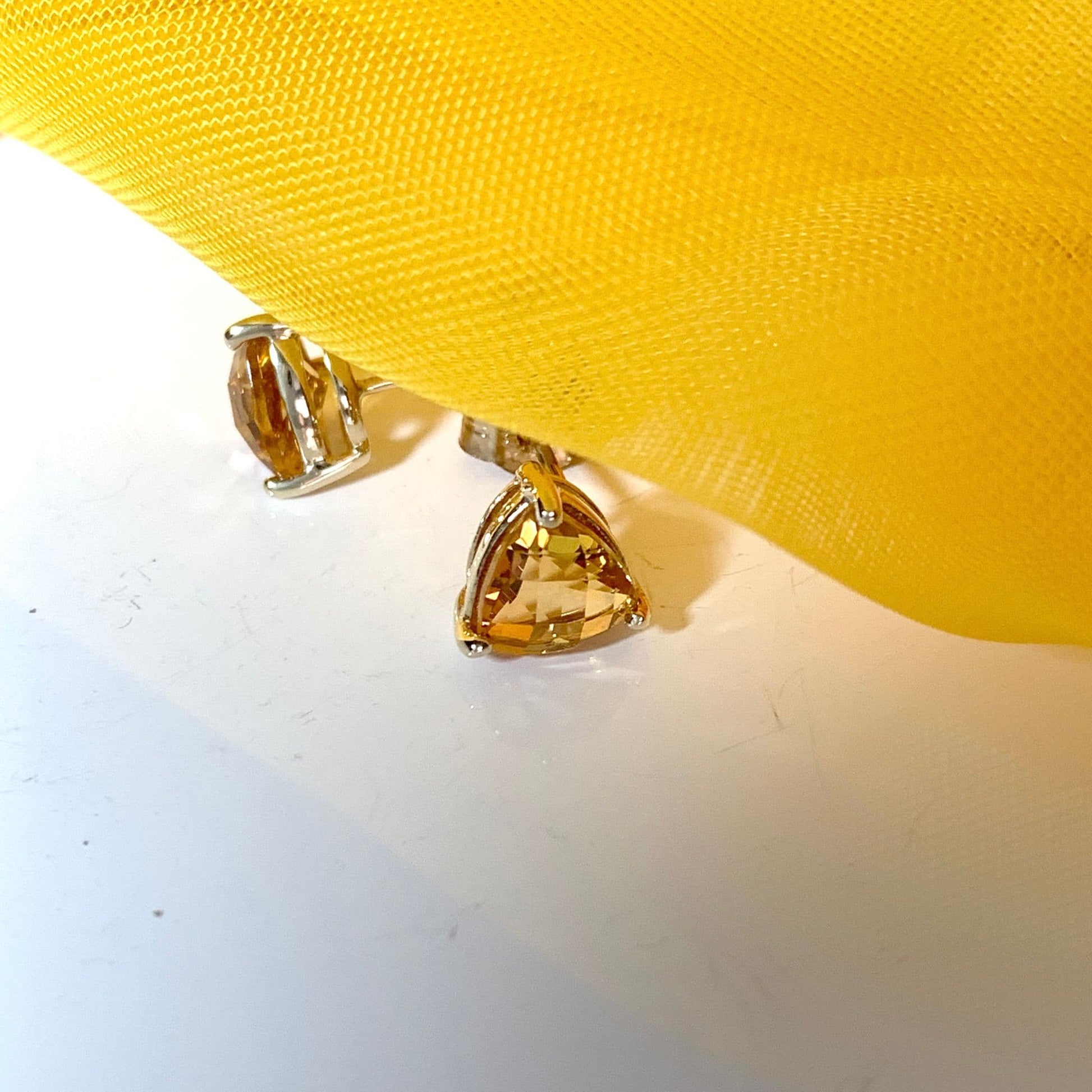 Triangle citrine yellow gold earrings