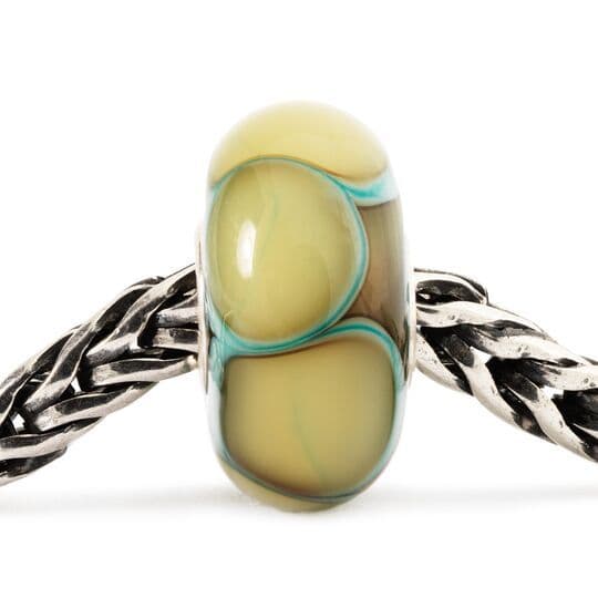 Trollbeads Aqua Edge Petals Glass Bead TGLBE-10164