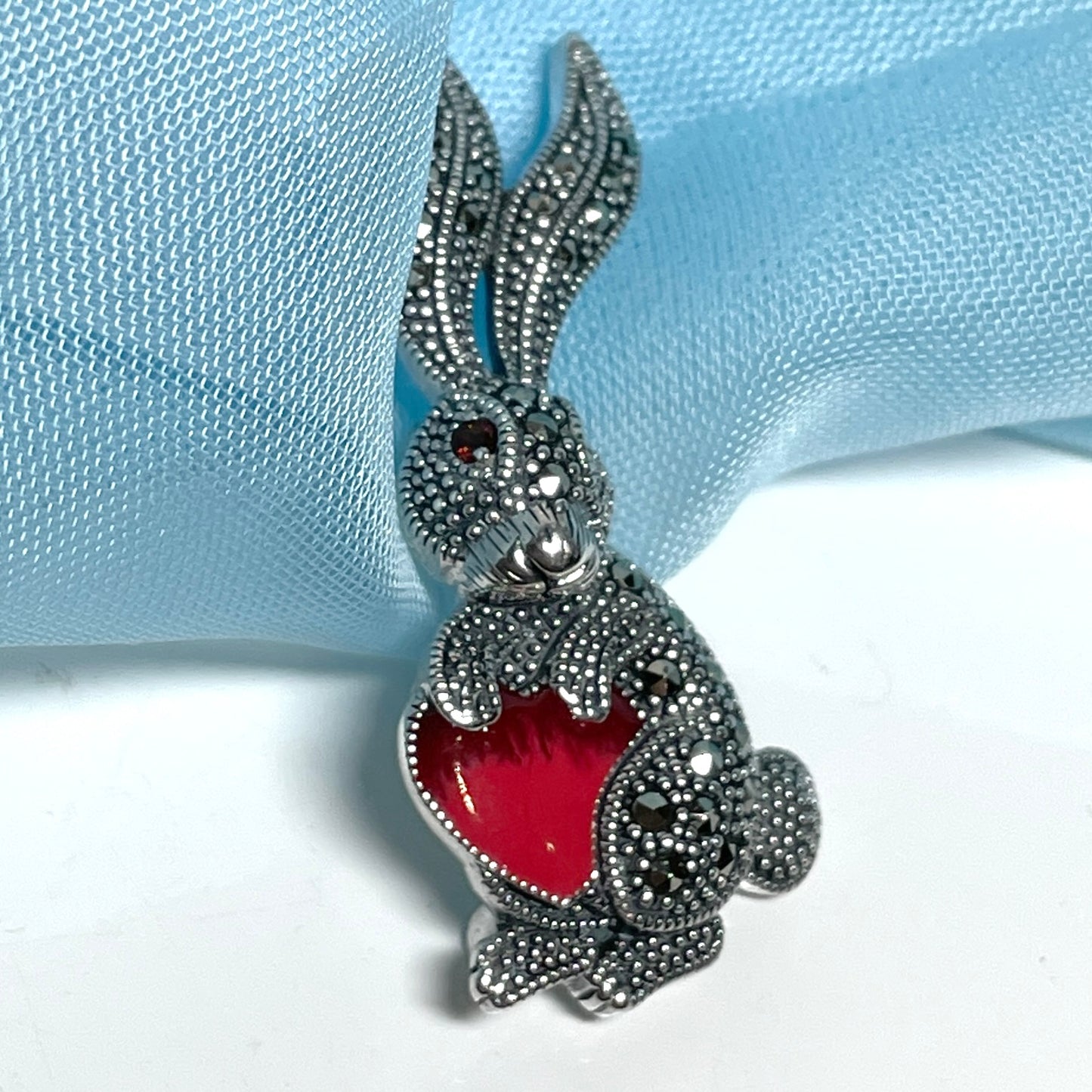 Red rabbit silver brooch necklace