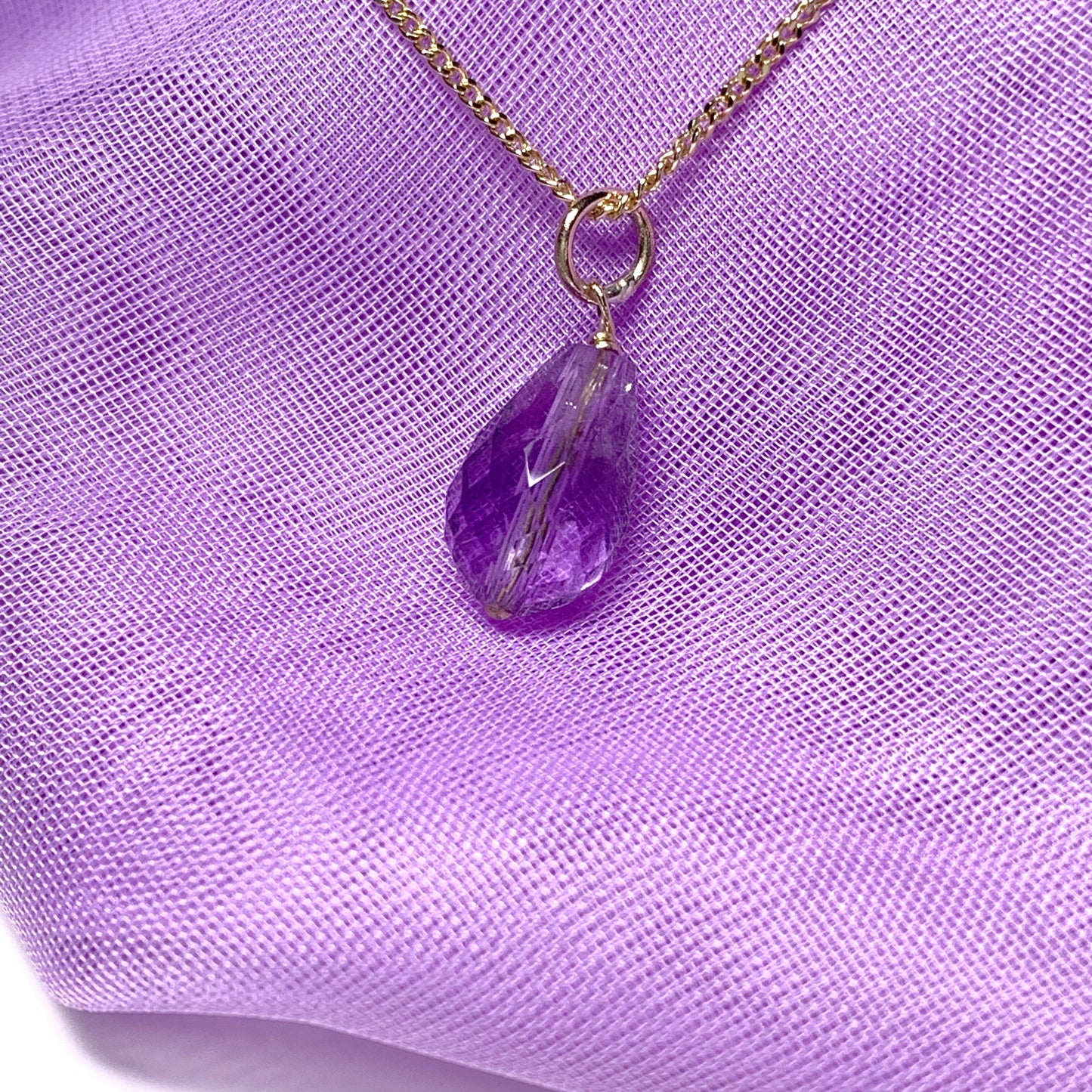 Small Tear Drop Yellow Gold Pear Shaped Amethyst Necklace Pendent