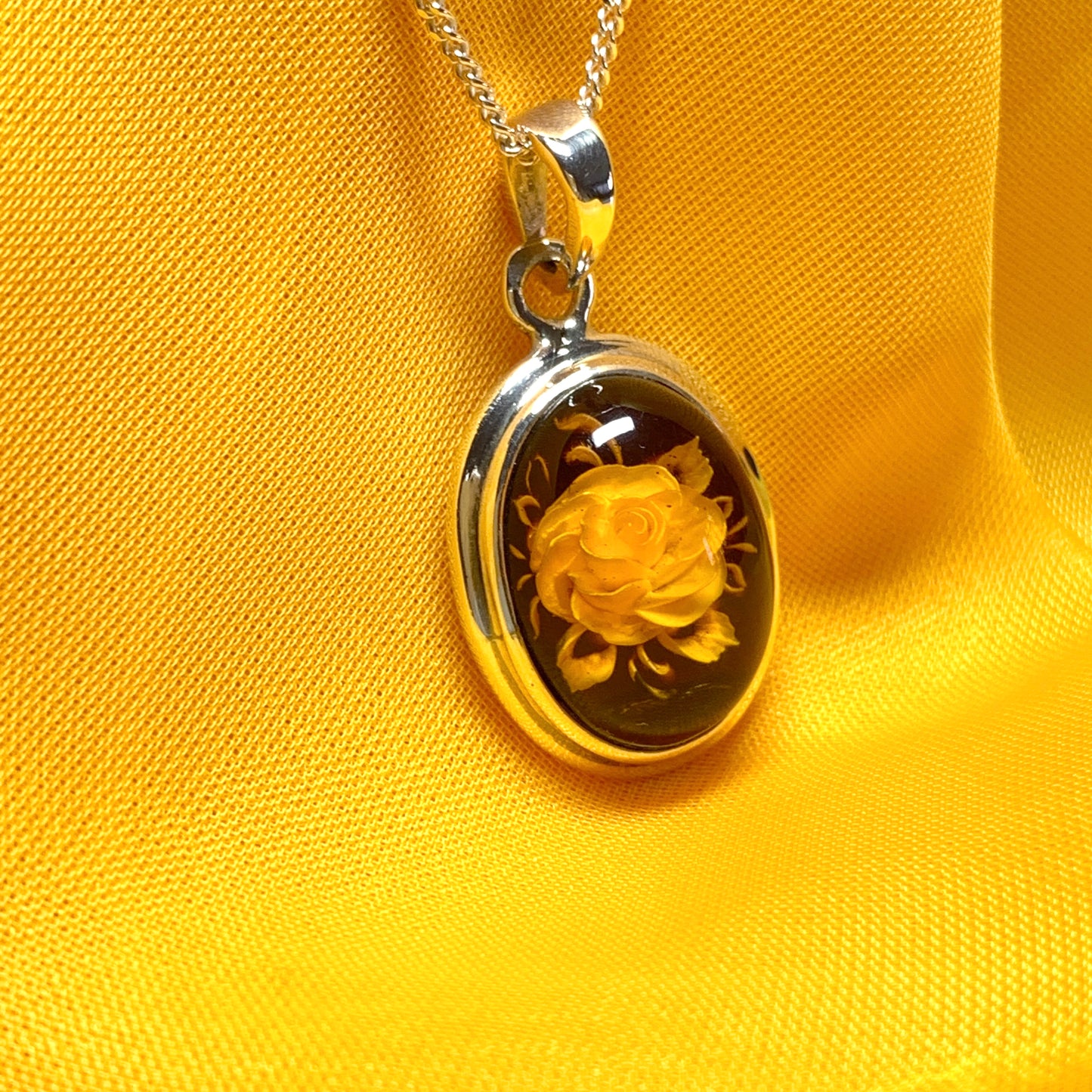 Sterling Silver Cameo Rose Oval Amber Necklace
