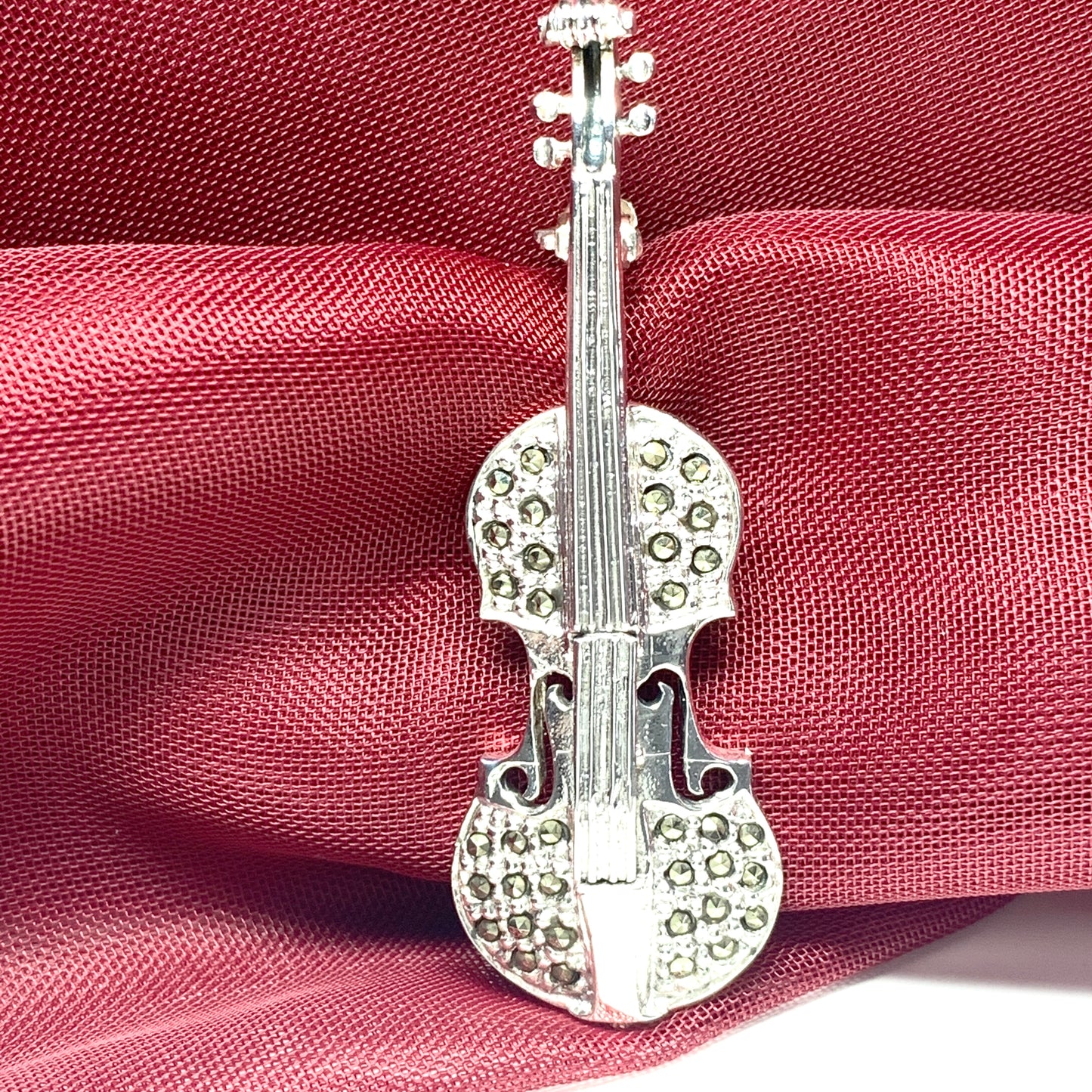 Treble violin marcasite sterling silver brooch