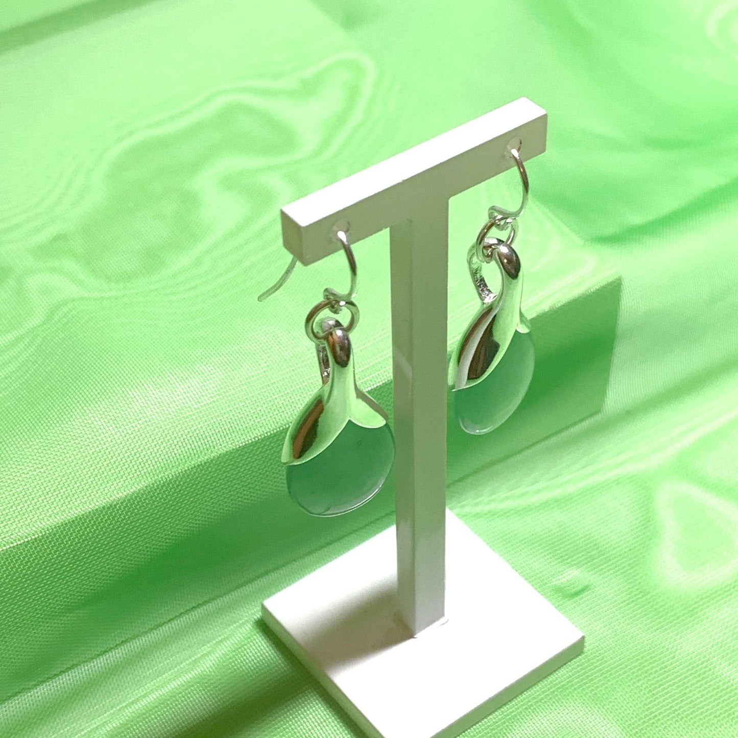 Green Jade Tear Drop Silver Pear Shaped Drop Earrings