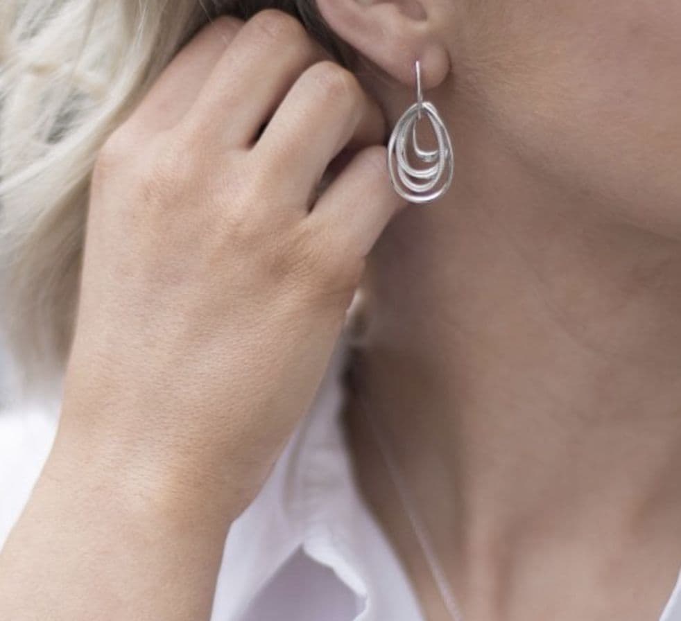 Hot Diamonds Sterling Silver Chandelier Drop Earrings DE496
