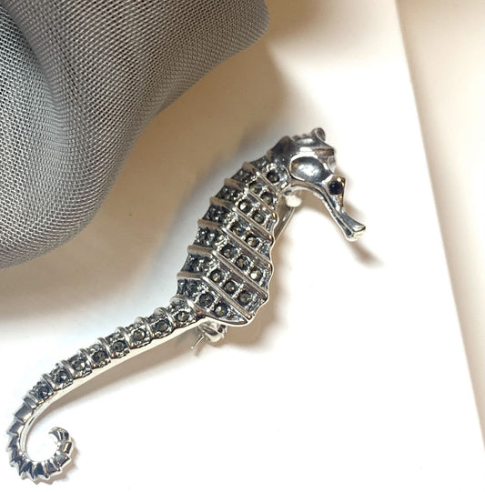 Seahorse silver brooch marcasite