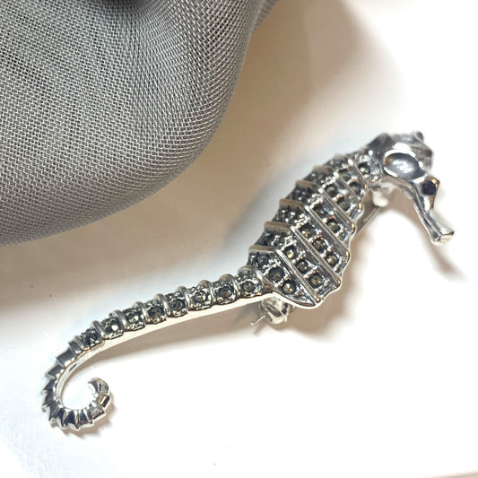 Seahorse silver brooch