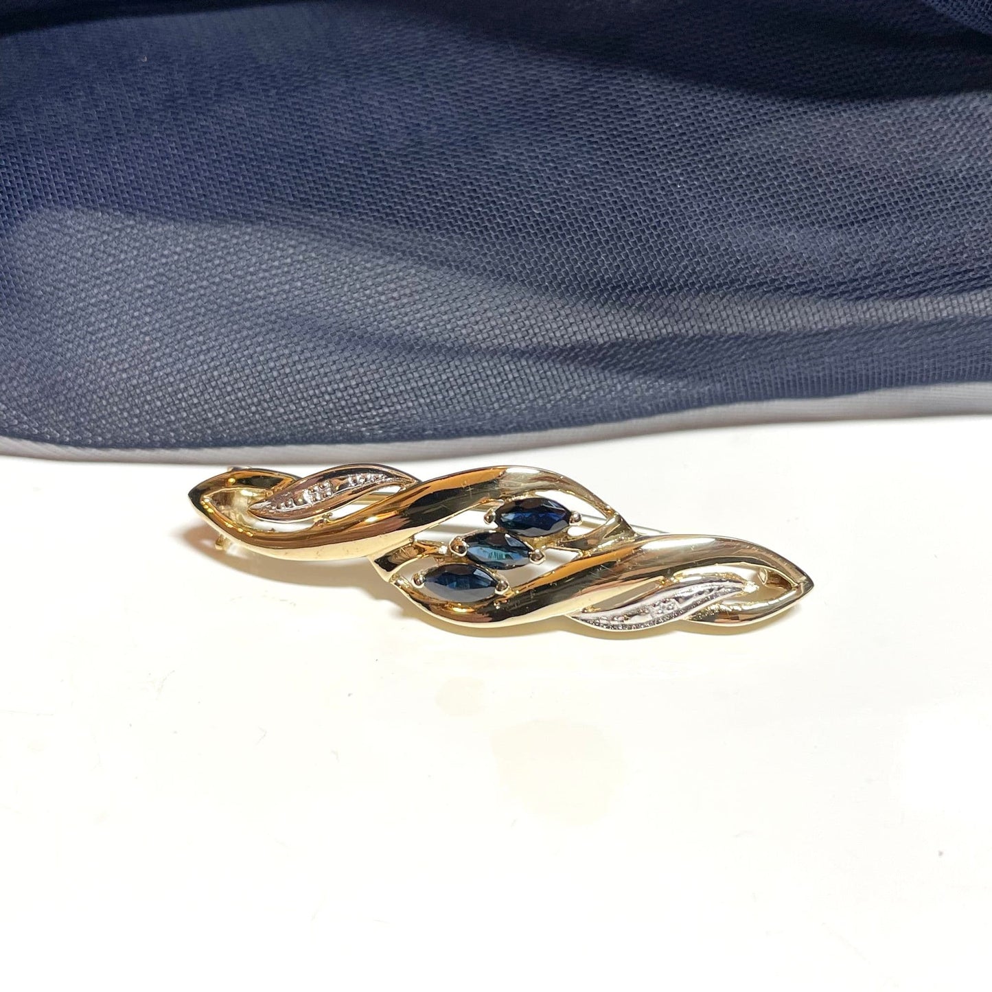 Sapphire And Diamond Yellow Gold Brooch