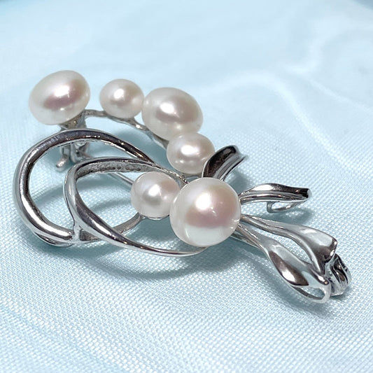 Silver Pearl Flower Brooch