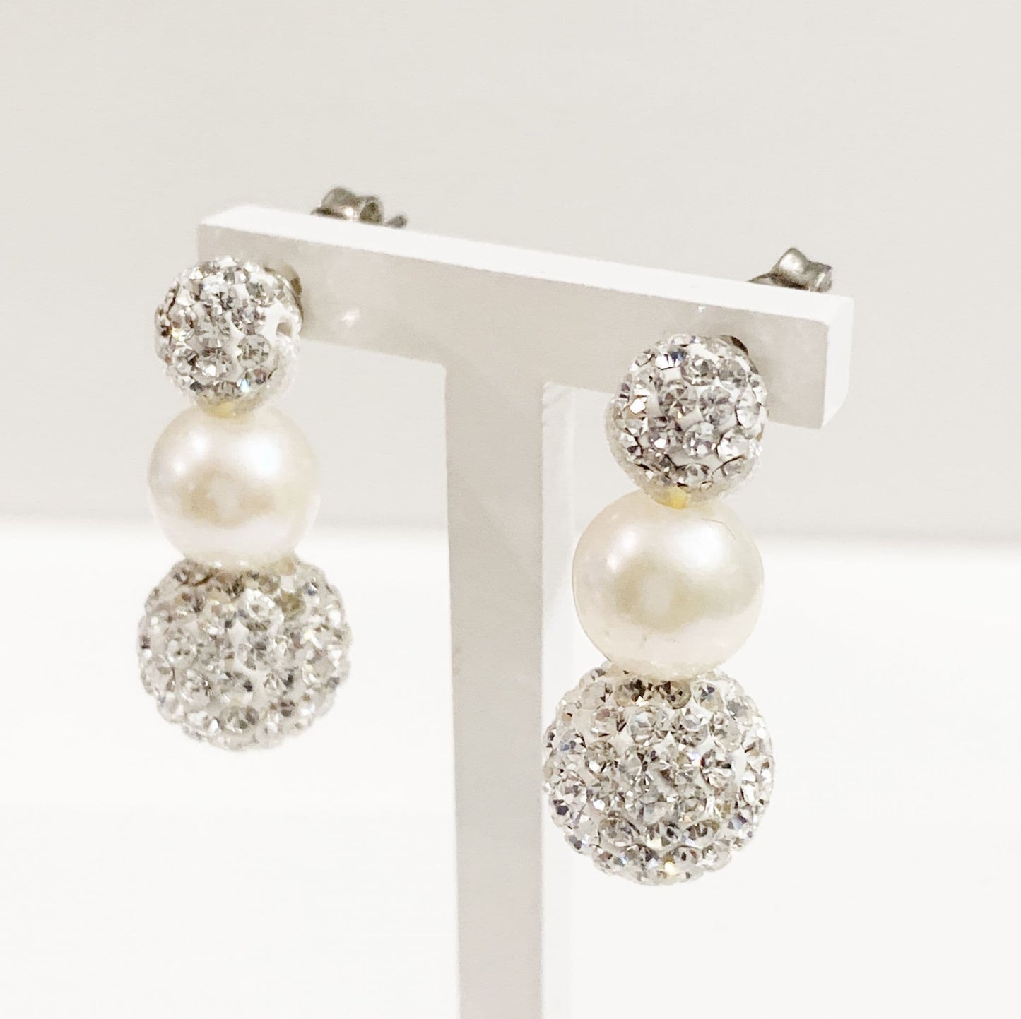 Tresor Paris White and Pearl Stud Earrings