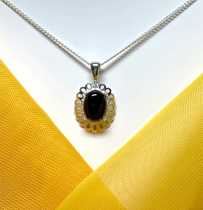 Real onyx and real jet neckalces and pendants including chains 