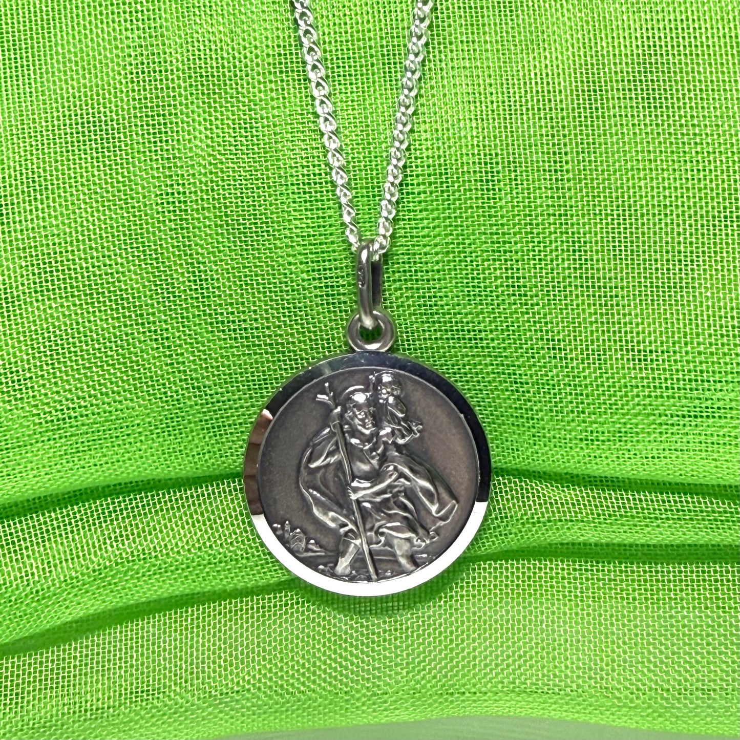 18 mm Sterling silver large round St. Christopher including chain