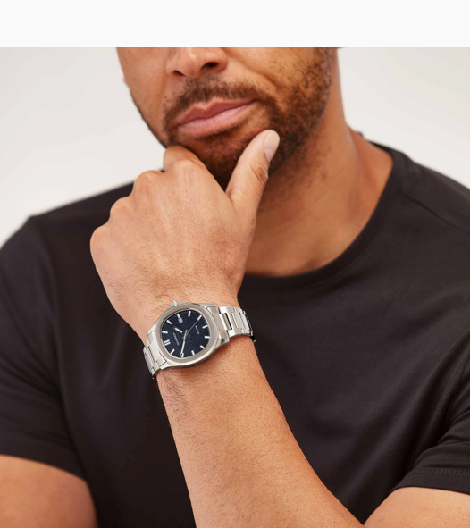 30275 Sekonda men's watch bracelet with a black dial and date feature on the wrist