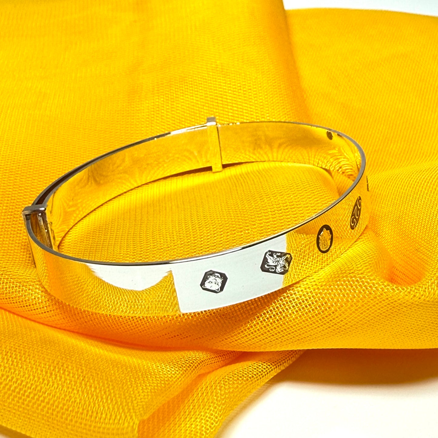 Childs small expanding bangle Hallmark feature designed sterling silver