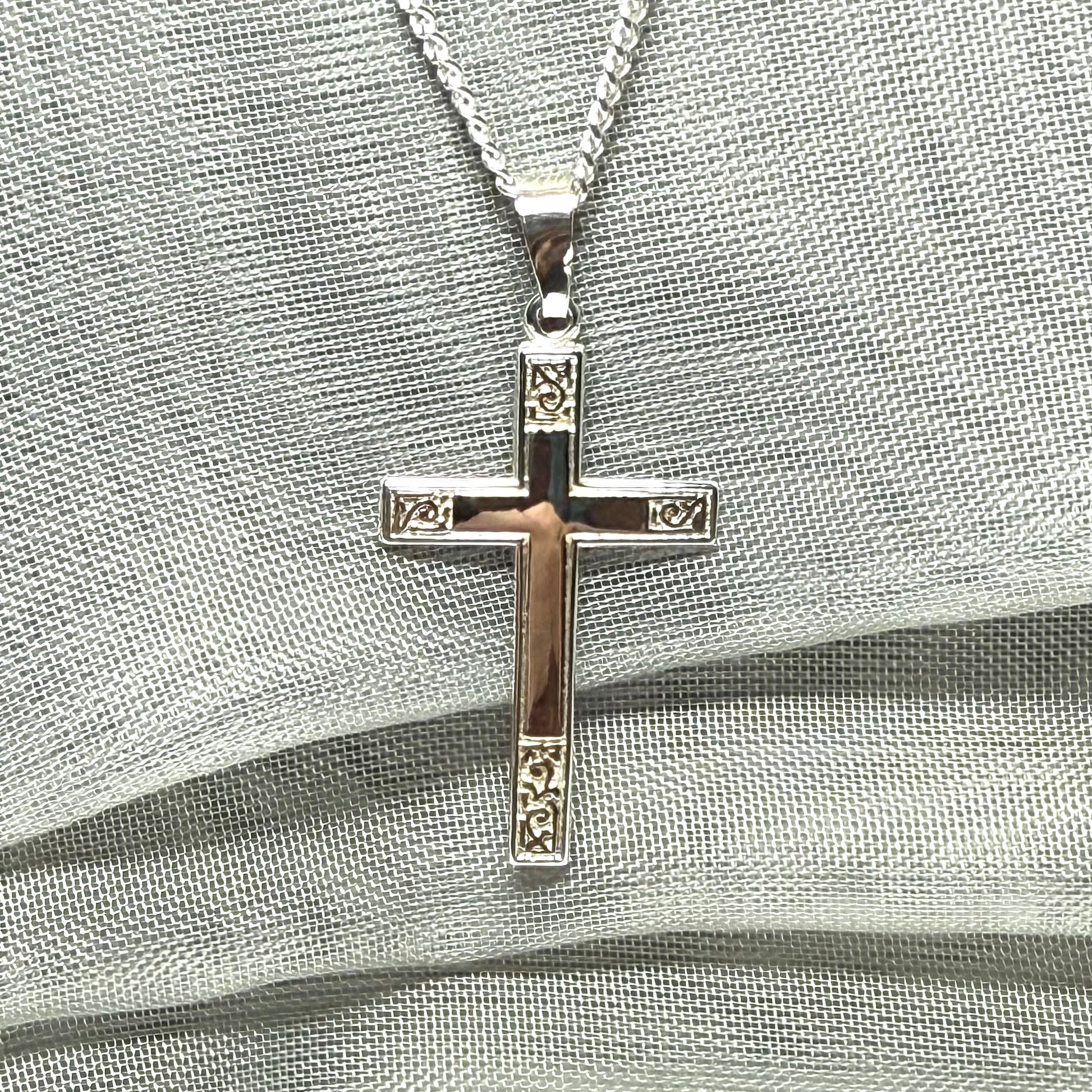 Diamond Cut Solid Sterling Silver Patterned Cross With Chain