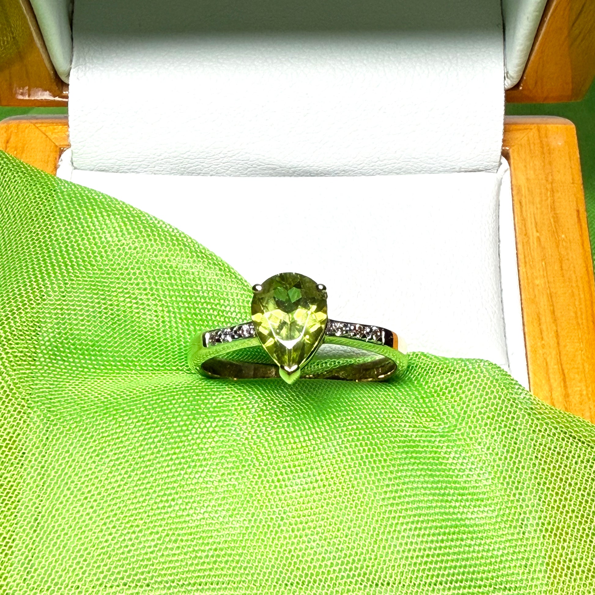 Peridot Yellow Gold Pear Shaped Ring