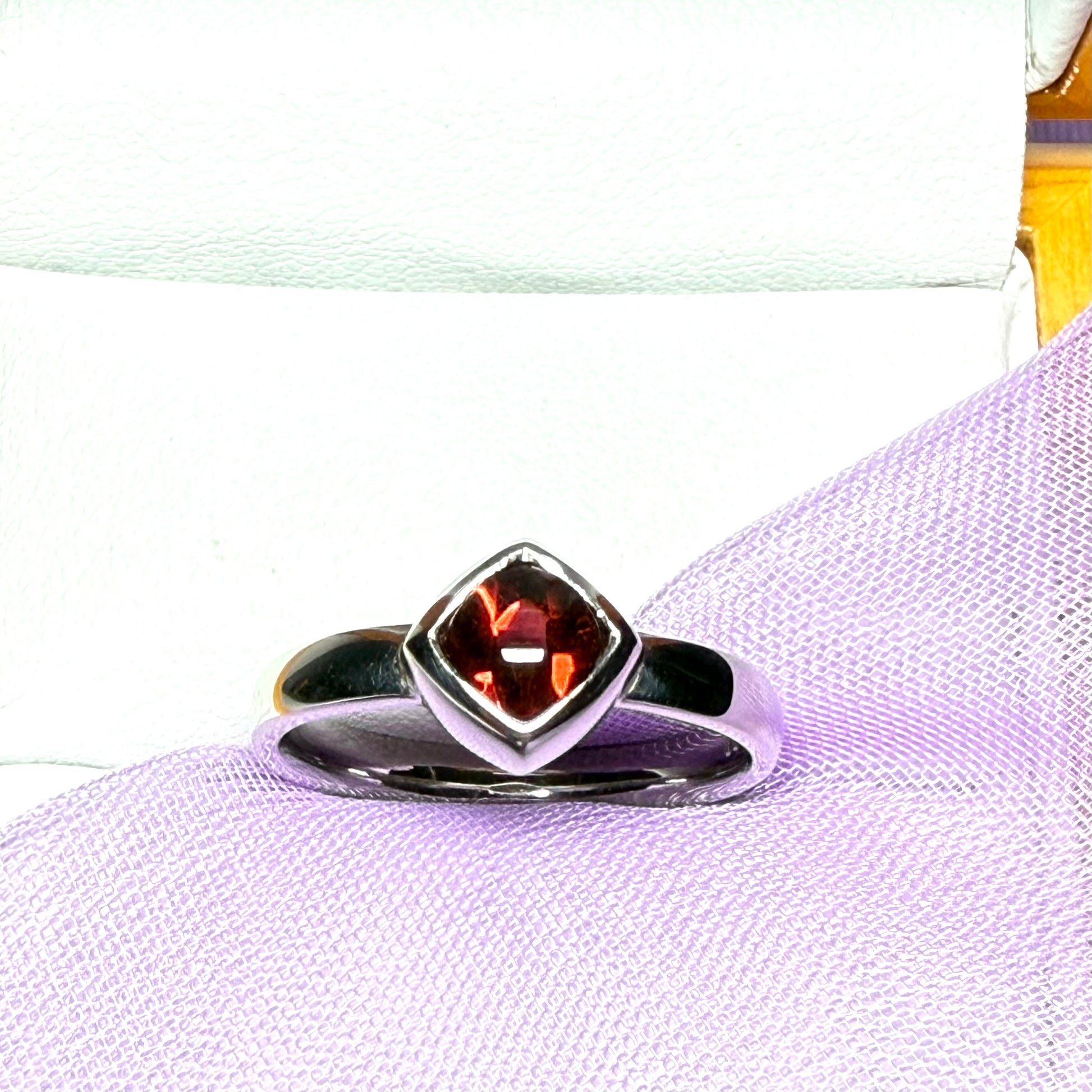 Real garnet ring white gold