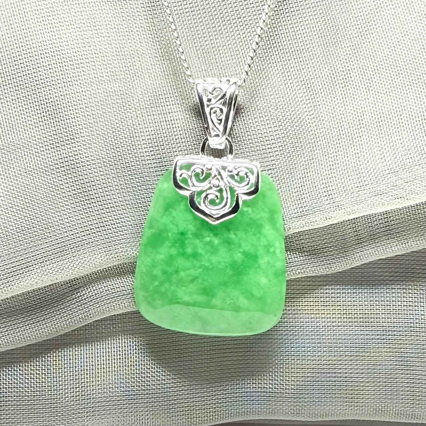 Real green jade necklace large cushion shape, a truly stunning pendant