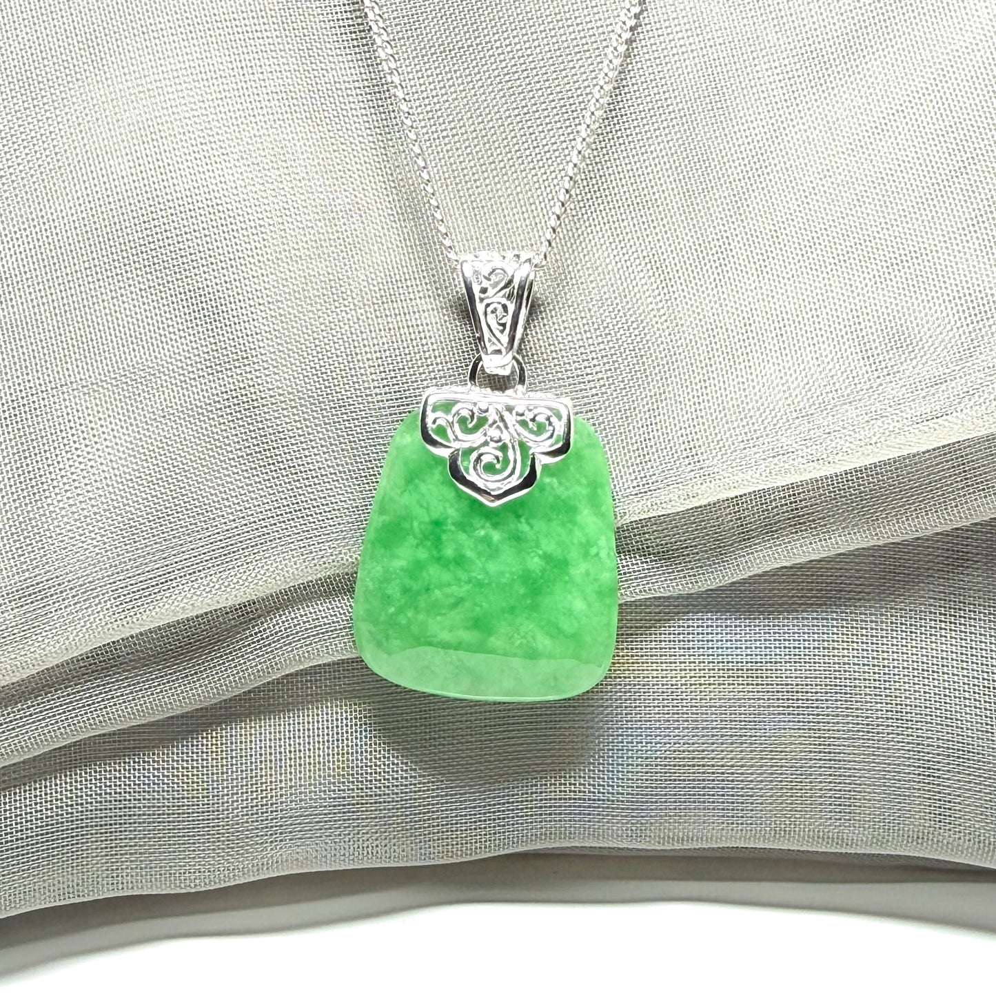 Real green jade necklace large cushion shape, a truly stunning pendant