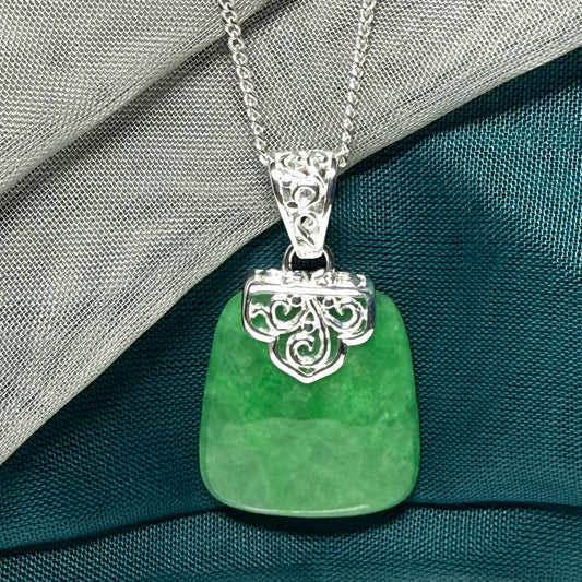Real green jade necklace large cushion shaped with a solid silver curb chain included sterling silver, truly gorgeous