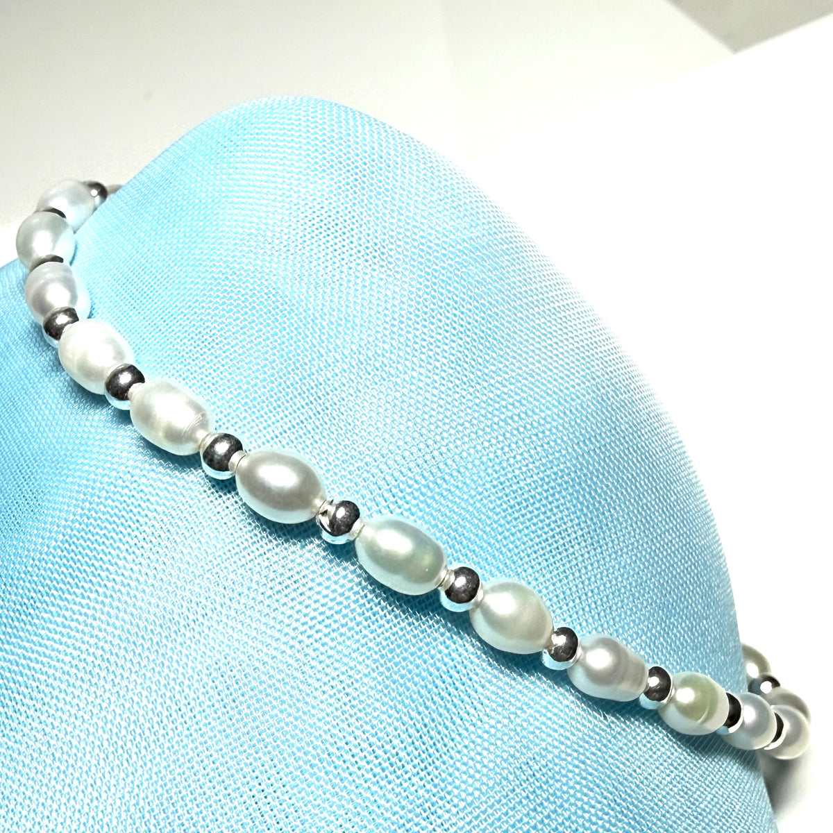 Bracelet real freshwater and sterling silver oval shaped pearl