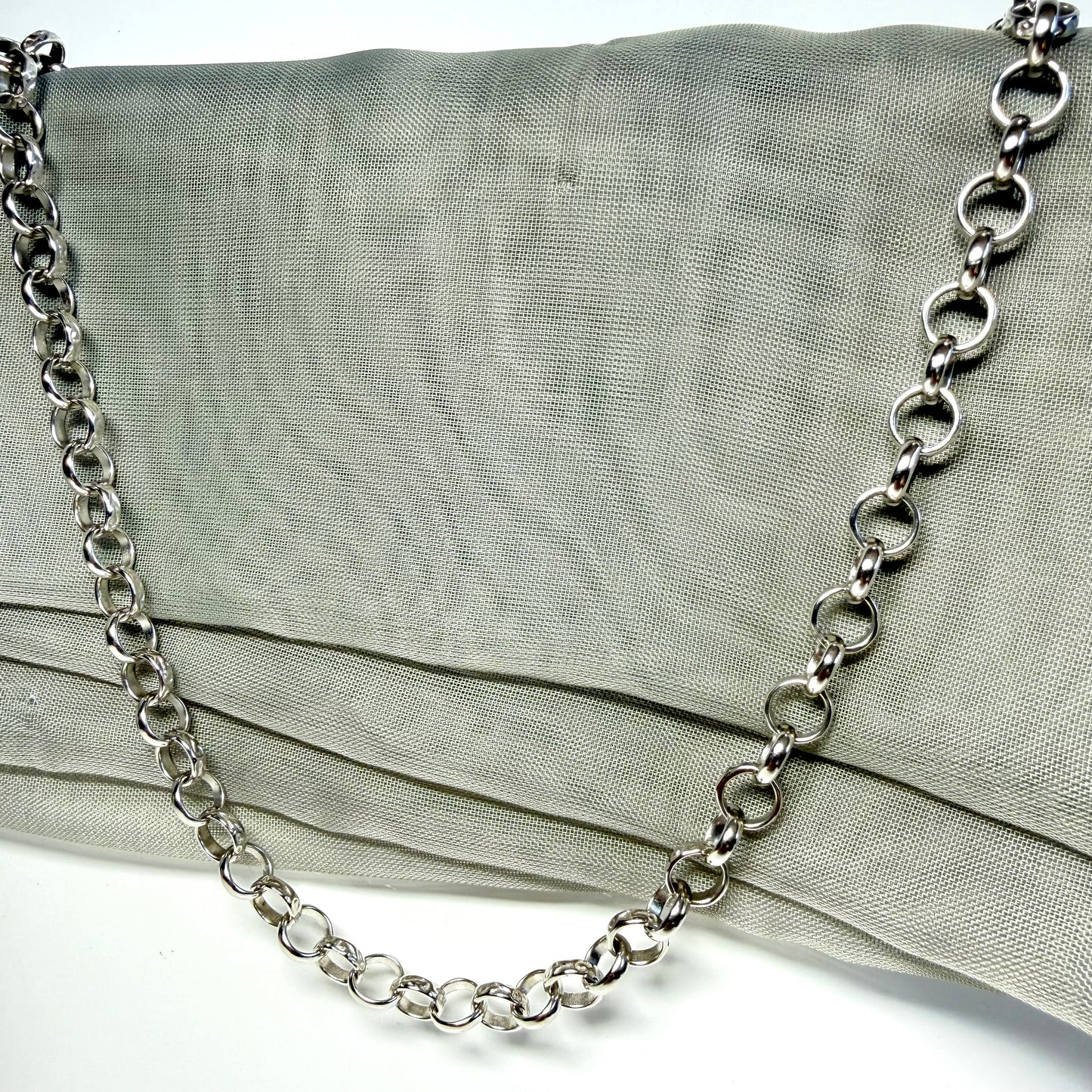 Men's solid sterling silver patterned round shaped belcher chain necklace
