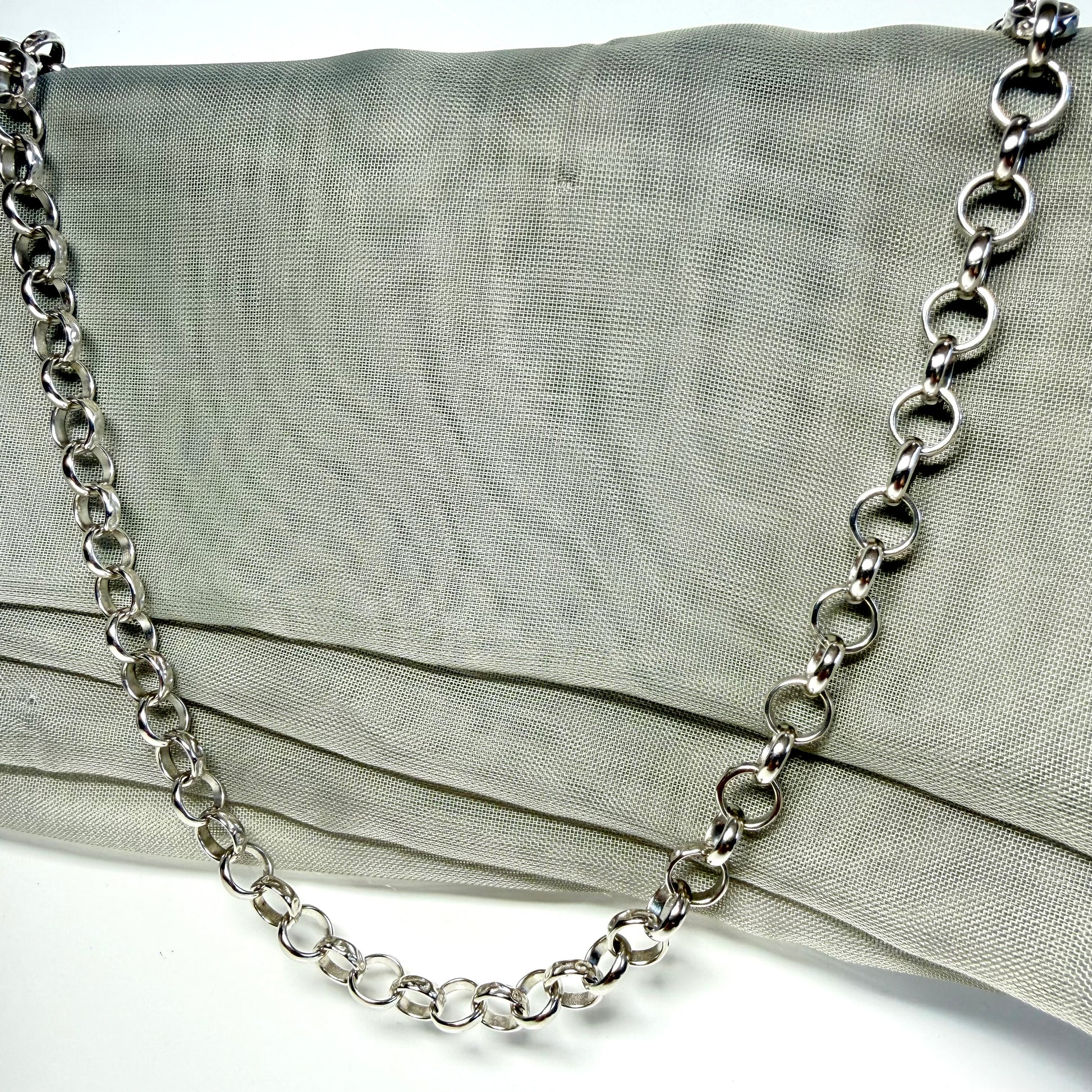 Men's solid sterling silver patterned round shaped belcher chain necklace