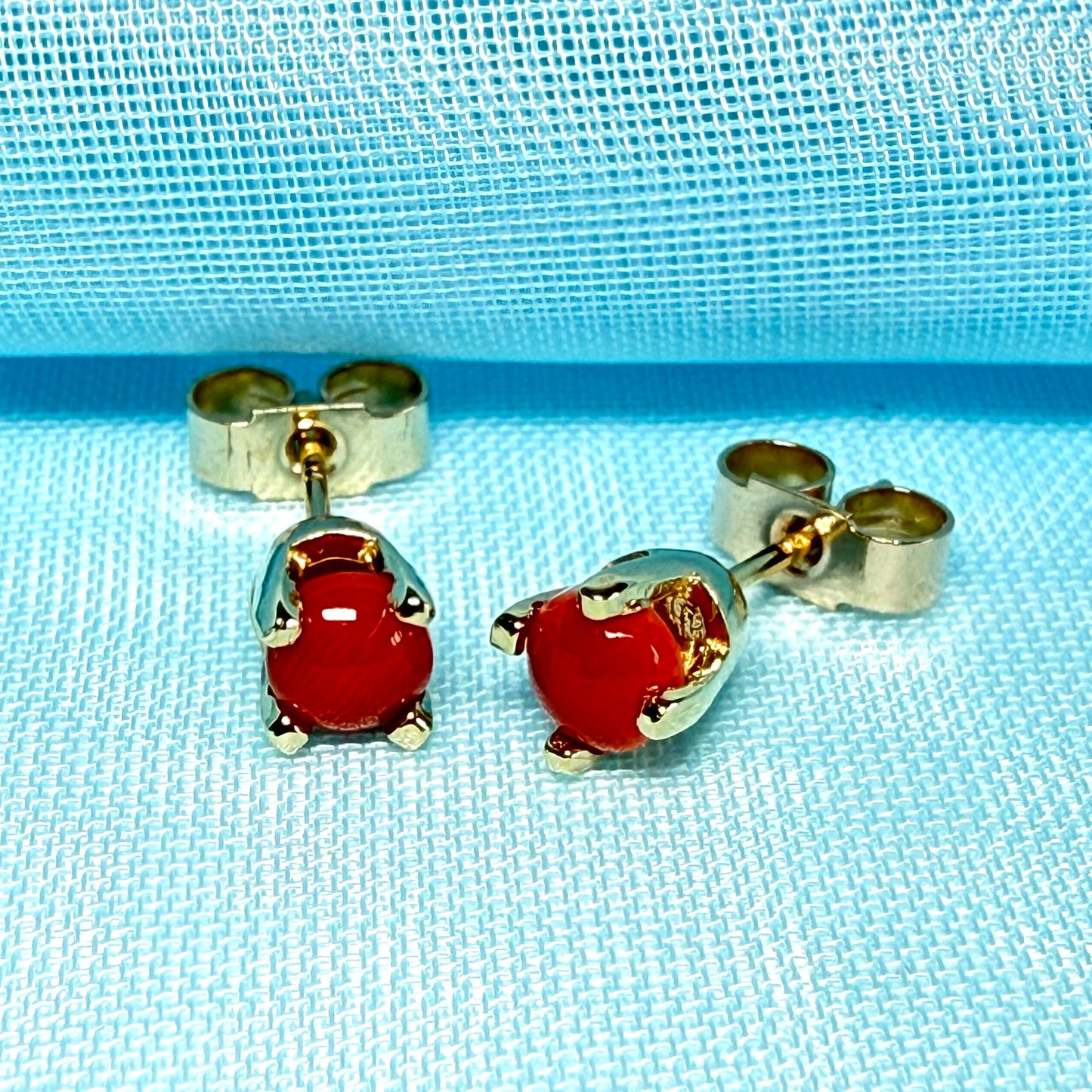 Real dark coral yellow gold round clawed set stud earrings, simply gorgeous four claw design