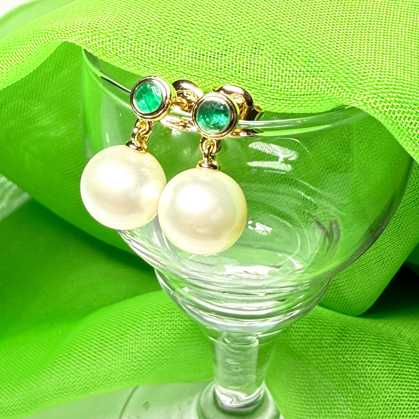 Real freshwater cultured pearl and real emerald round drop earrings sterling silver with yellow gold plating