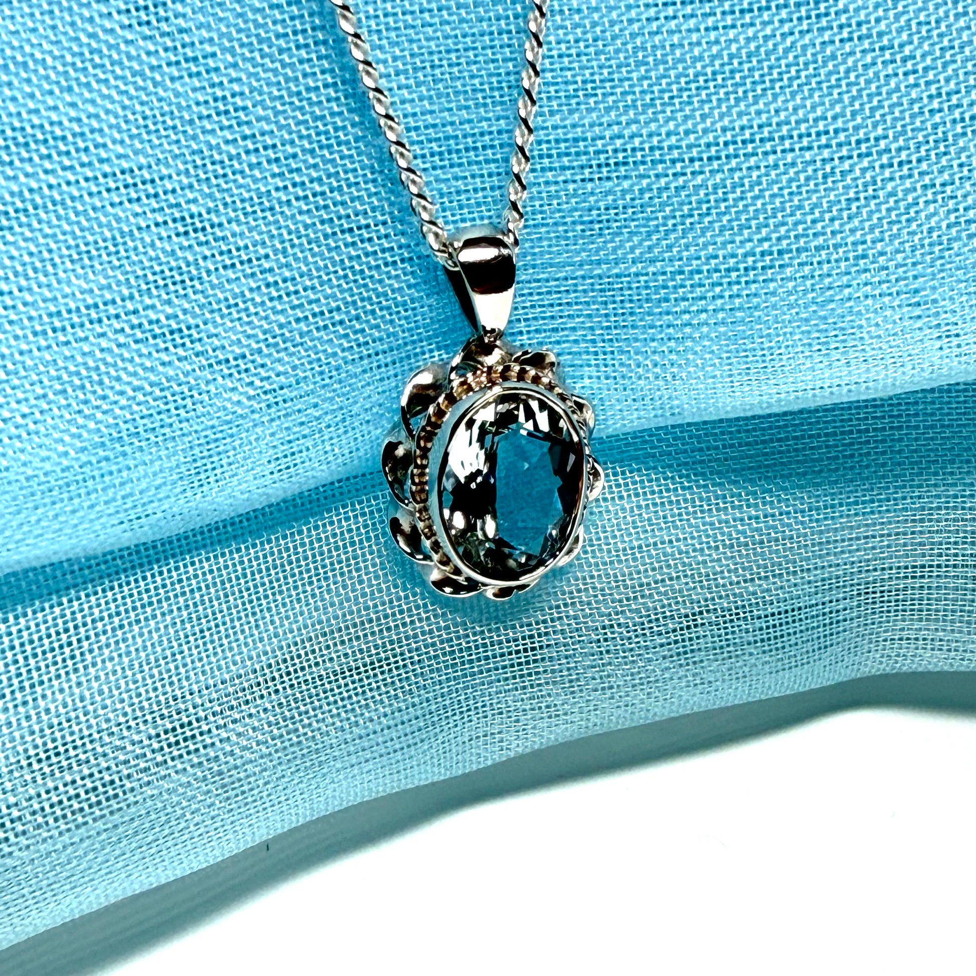 Real aquamarine necklace oval white gold