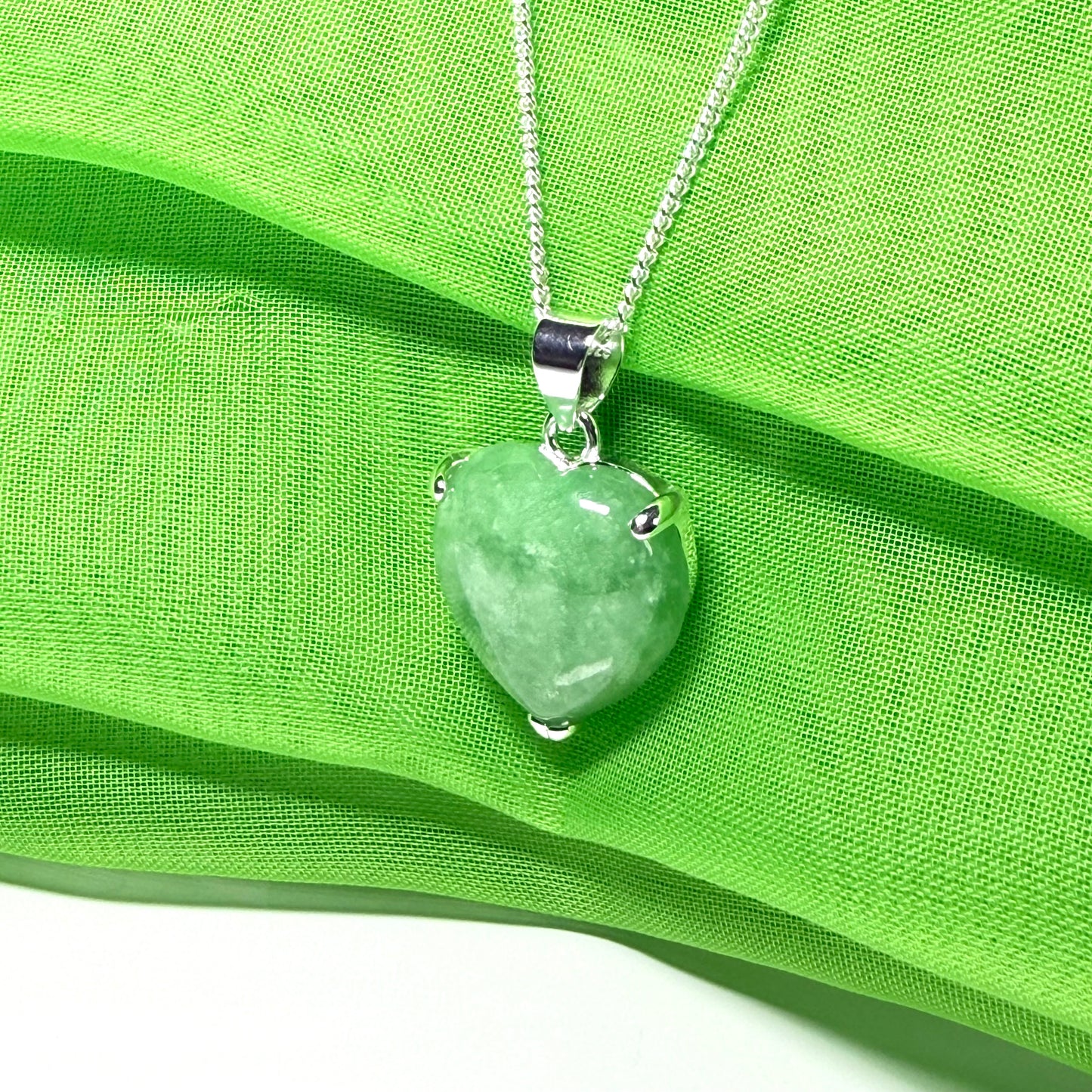 A_real_green_jade_pendant_heart_shaped_sterling_silver_an_eye_opening_design_necklace