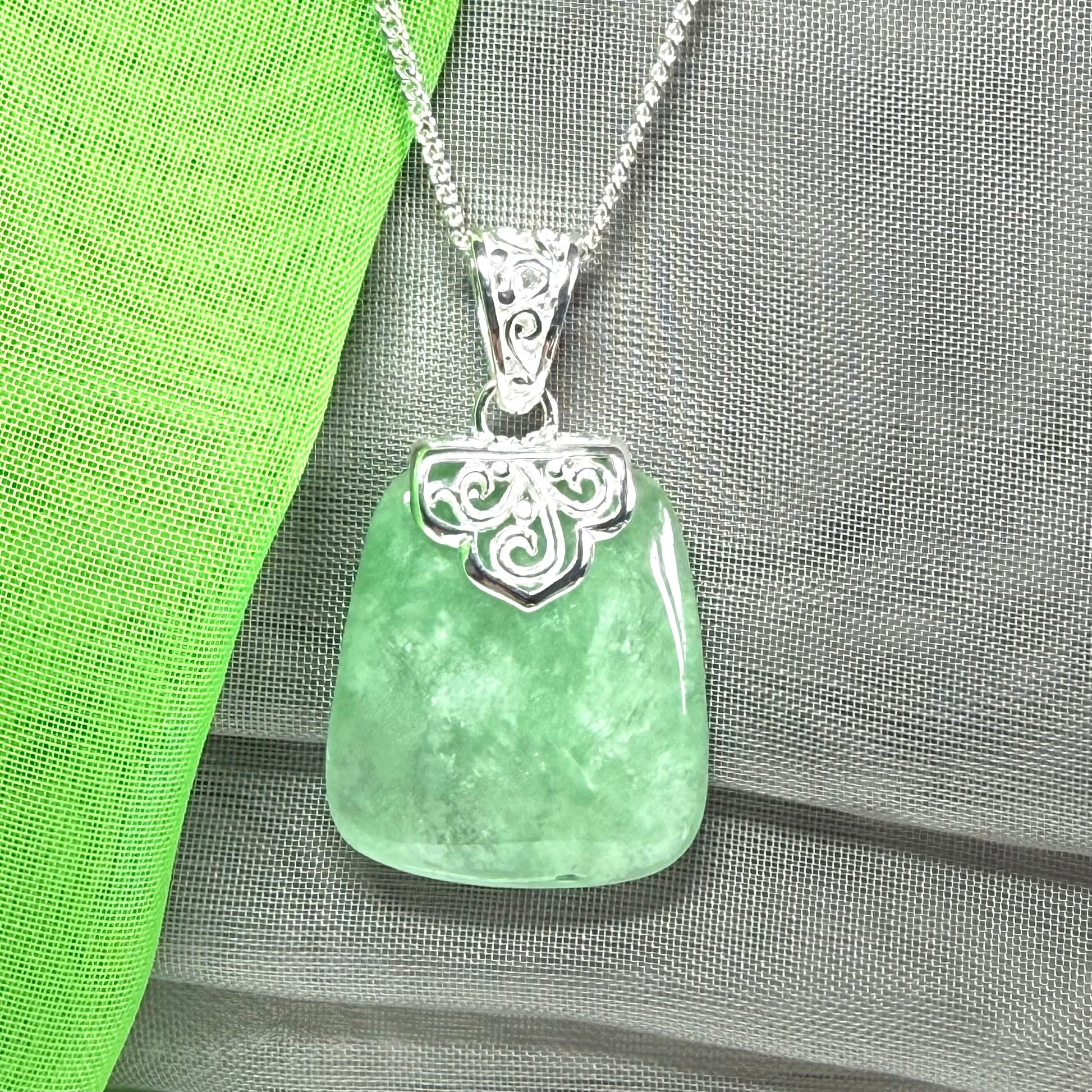 Real jade necklace green patterned sterling silver