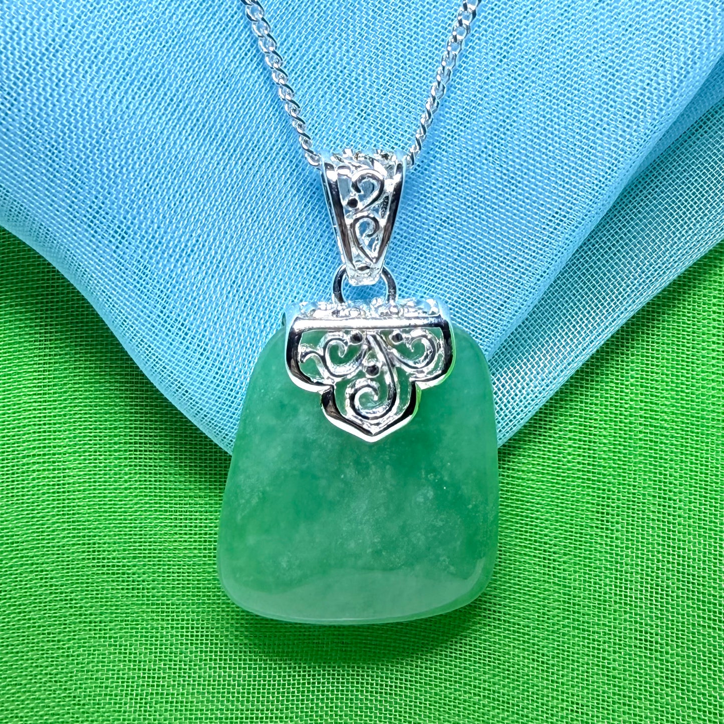 Real jade necklace light green sterling silver large cushion shaped, a beautiful pendant