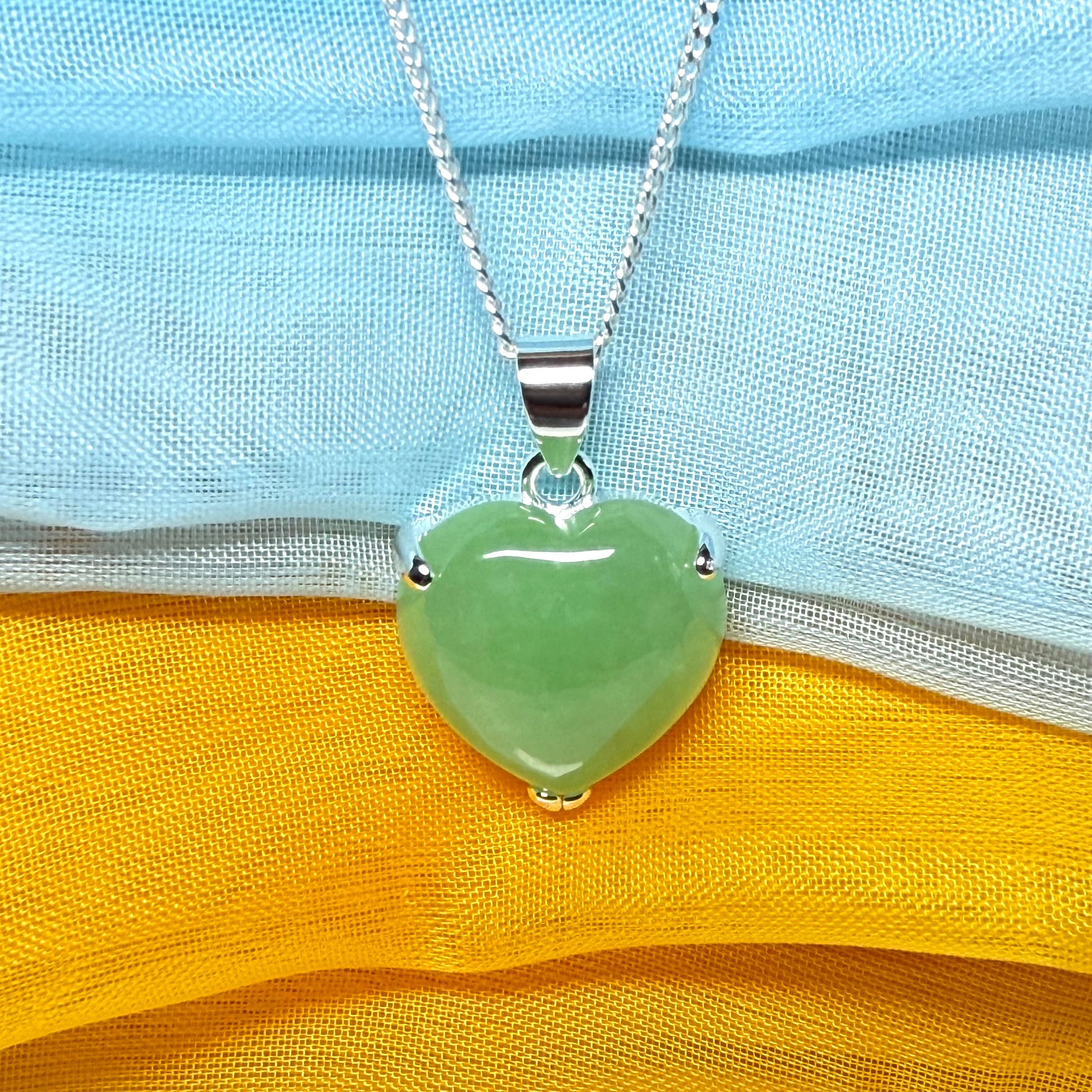 Real jade necklace heart shaped sterling silver love green coloured pendant