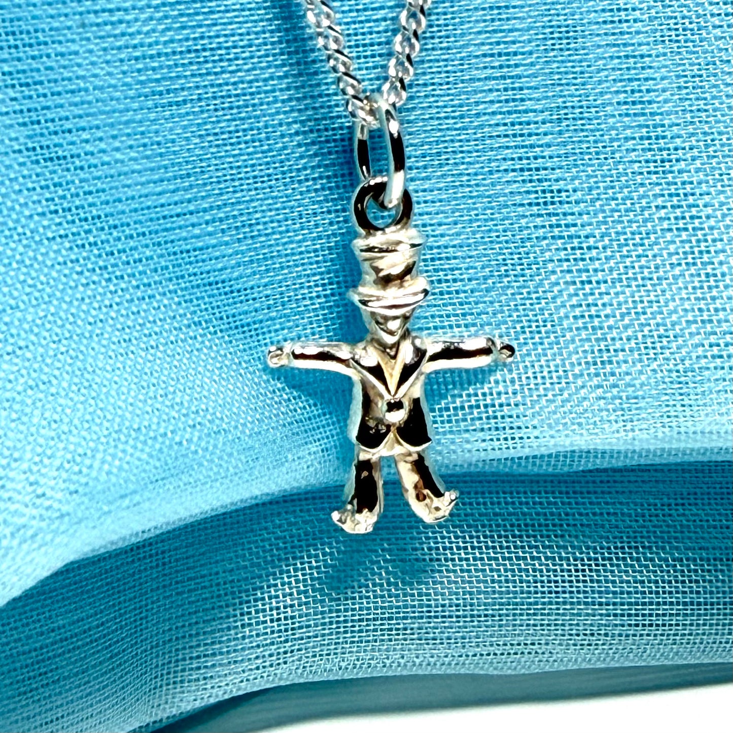 Scarecrow shaped solid necklace sterling silver