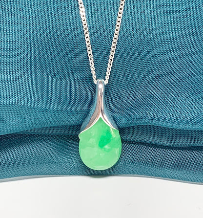 Real green jade tear drop sterling silver pear shape pendant